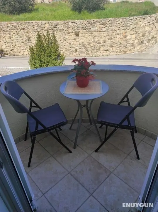 Zdene - With Parking - SA2 - Öne Çıkan Resim