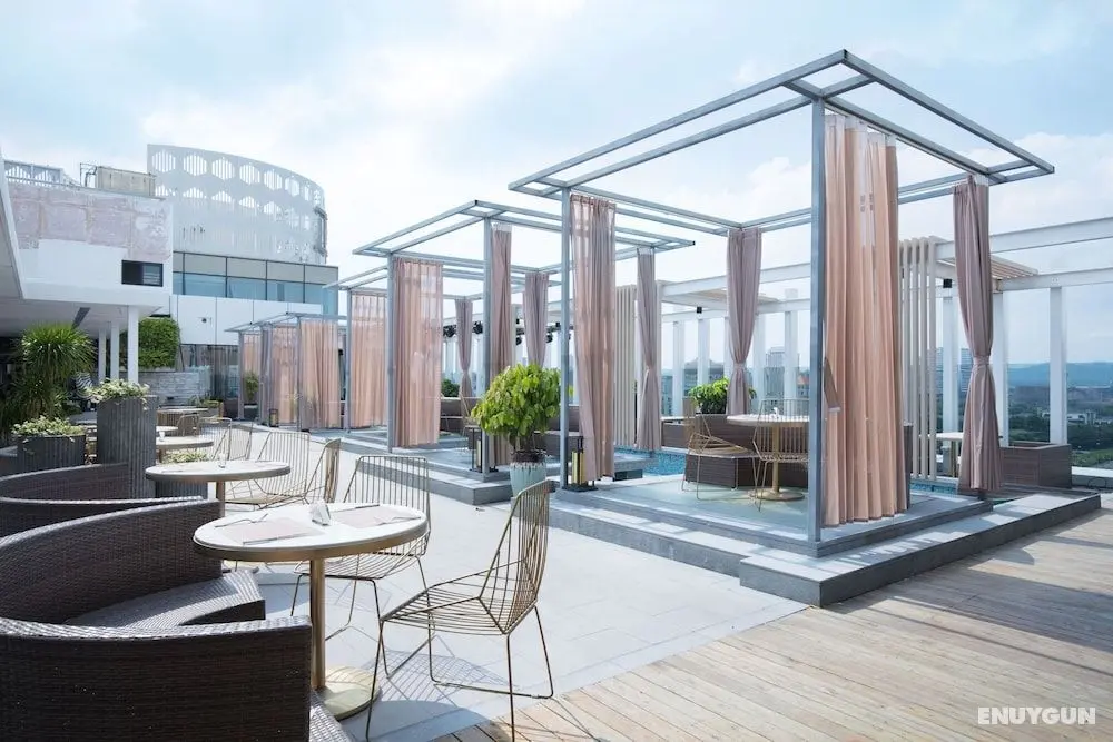Zenith International Hotel - Yerinde Yemek