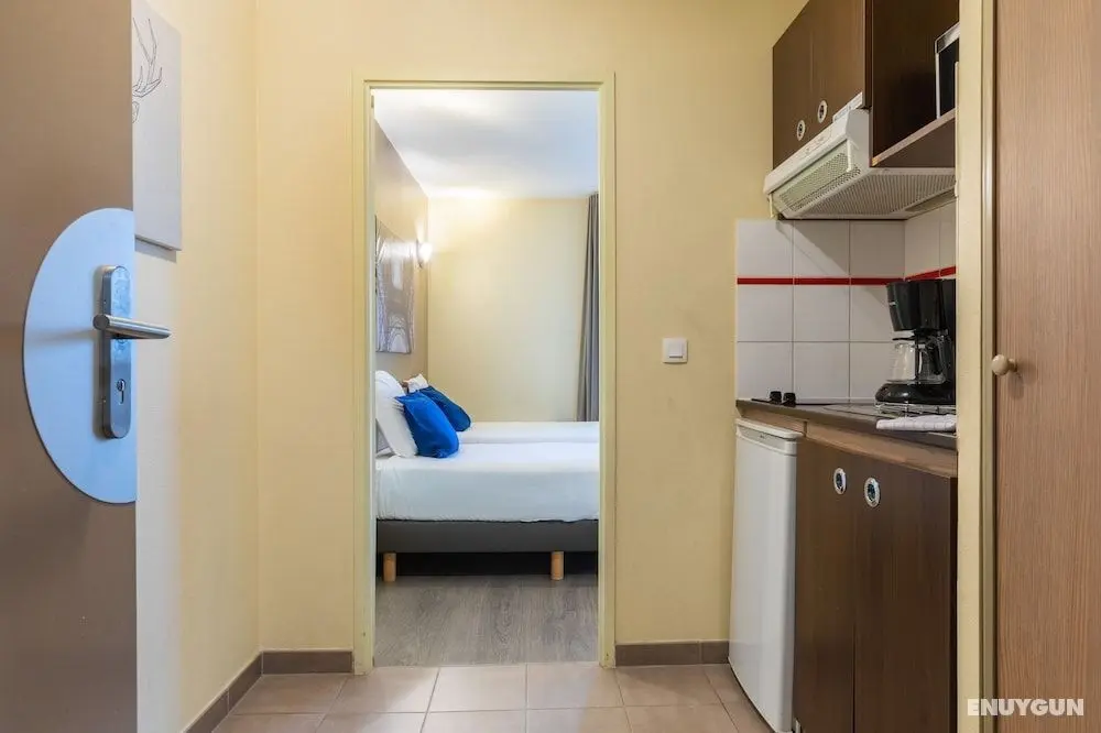 Zenitude Hôtel - Résidences Magny les Hameaux - Öne Çıkan Resim