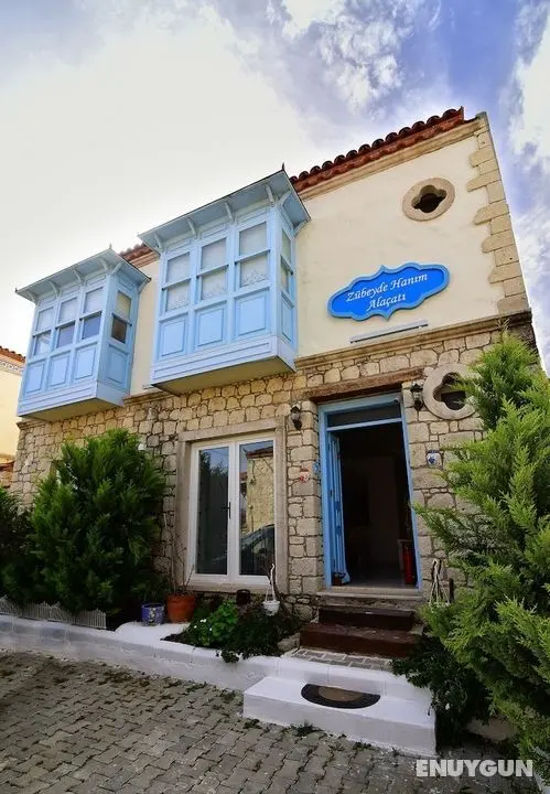 Zübeyde Hanım Alaçatı - Öne Çıkan Resim