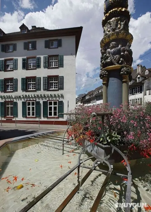 Zum Spalenbrunnen - Öne Çıkan Resim
