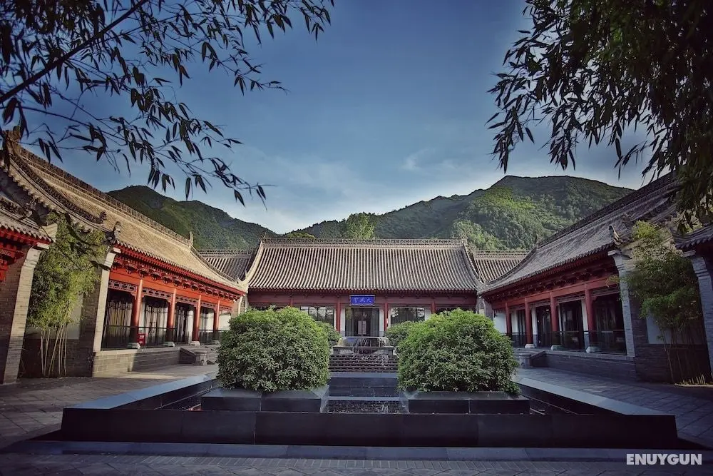 ZuoYouKe Qinling West Brigade Hotel - Öne Çıkan Resim