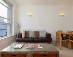 1 Bedroom Apartment in Notting Hill Accommodates 2 Oda Düzeni