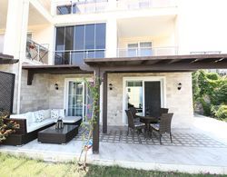 Villa 1 Bedroom Lake View 10 by Likya Global Dış Mekan