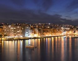 1 Bedroom Sliema Apartment, Best Location Dış Mekan