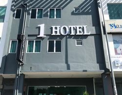 1 Hotel Mahkota Cheras Dış Mekan