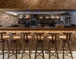 10GR Boutique Hotel and Wine Bar Genel