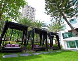 12th Avenue Hotel Bangkok Havuz
