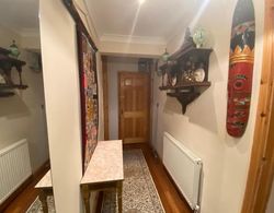 2-bed Apartment in High Wycombe Private Garden İç Mekan