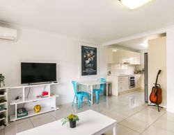 2 Bedroom Apartment on the Gold Coast Oda Düzeni