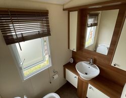 2-bedroom Parkhome in Uddingston, Glasgow Banyo Tipleri