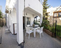 Villa 200 m to Beach With Backyard in Bodrum Oda