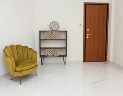 3 bedroom apartment at Koridallos square İç Mekan