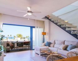 3 Bedroom With Private Rooftop and Ocean View -4 Oda
