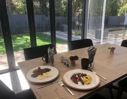 30 on Whites Guesthouse Kahvaltı