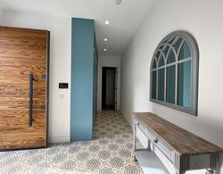 4 Bedroom Villa With Private Pool and Separate Staff Room in Yalikavak İç Mekan