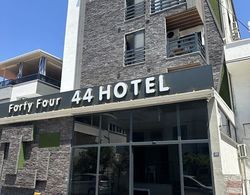 Hotel 44 Genel
