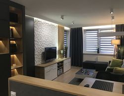 4UApart-Apartment suite Emporio İç Mekan