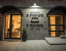 5 Rooms Mini-Hotel & Tours Dış Mekan