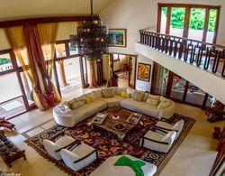 5-star villa for rent in Moroccan-style İç Mekan