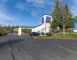 Motel 6 Auburn, CA Dış Mekan