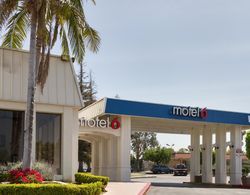 Motel 6 Claremont CA Genel