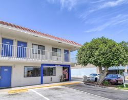 Motel 6 Corona, CA Dış Mekan