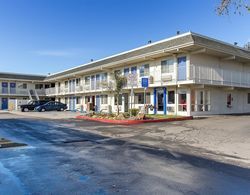 Motel 6 Hayward, CA - East Bay Dış Mekan