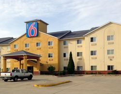 Motel 6 Genel