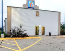 Motel 6 Kearney, NE Dış Mekan