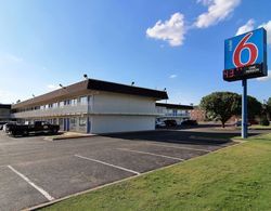 Motel 6 Lubbock, TX Dış Mekan