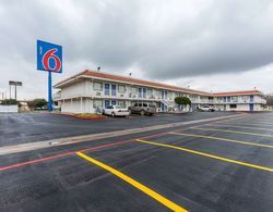 Motel 6 North Richland Hills, TX Dış Mekan