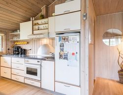 6 Person Holiday Home on a Holiday Park in Ringkøbing İç Mekan