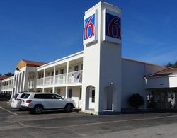 Motel 6 Round Rock Genel