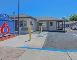 Motel 6 Tustin, CA – Orange County Dış Mekan