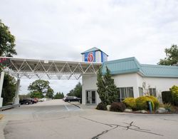 Motel 6 Warwick, RI - Providence Airport - I-95 Dış Mekan