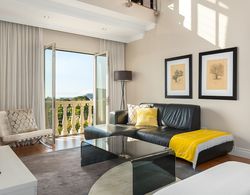 705 Cape Royale Luxury Apartment Oda Düzeni