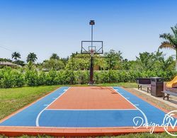 8 Br Villa with Pool & Basketball Court Genel