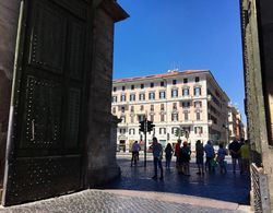 900 Piazza del Popolo Dış Mekan