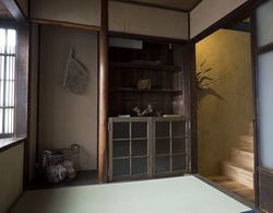 A day in khaki khaki Guesthouse Oda Düzeni
