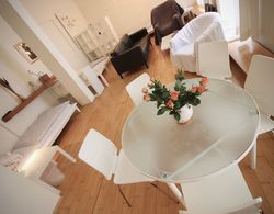 a-domo Apartments Oberhausen - Modern Lofts & Apartments - short or longterm - single or grouptravel Yerinde Yemek