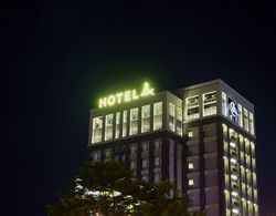 Hotel A . Tainan Dış Mekan