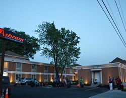 AAshram Hotel by Niagara River Genel