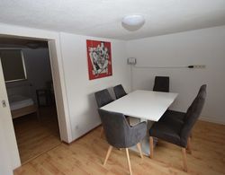 AB Apartment 27 Oda Düzeni