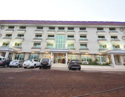 Adamaoua Grand Hotel Dış Mekan