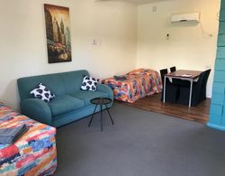 Adelaide City Fringe Apartments Genel