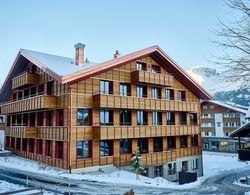 Apart Hotel Adelboden am Dorfplatz Dış Mekan