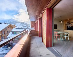 Apart Hotel Adelboden am Dorfplatz Oda Manzaraları