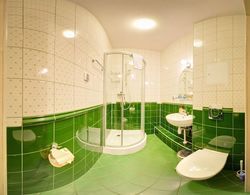 Hotel Adeliya Banyo Tipleri