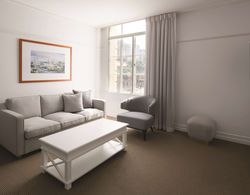 Adina Apartment Hotel Brisbane Anzac Square Oda Manzaraları